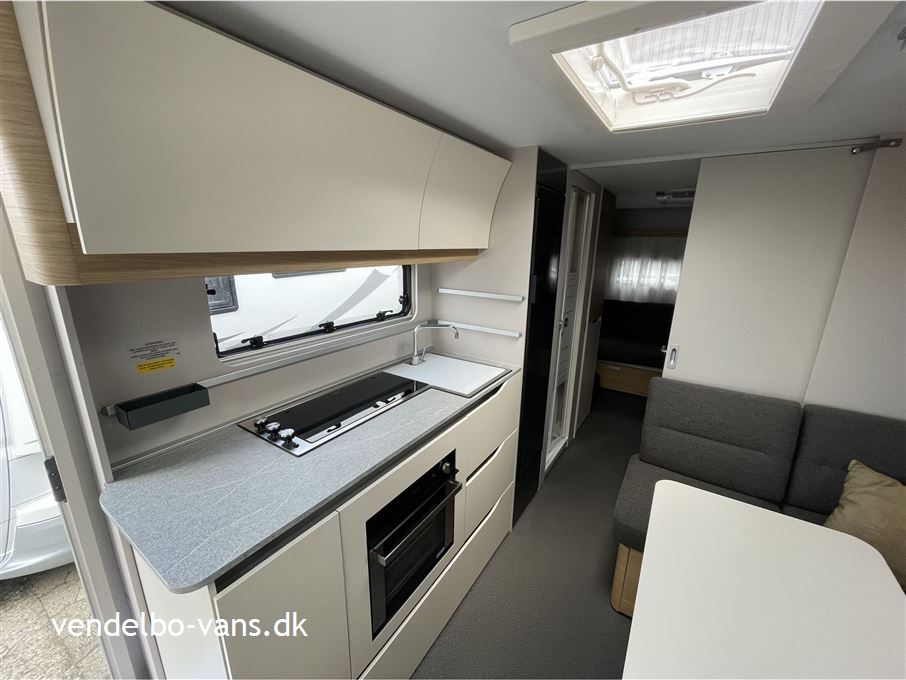 Adria Adora 673 PK Twin